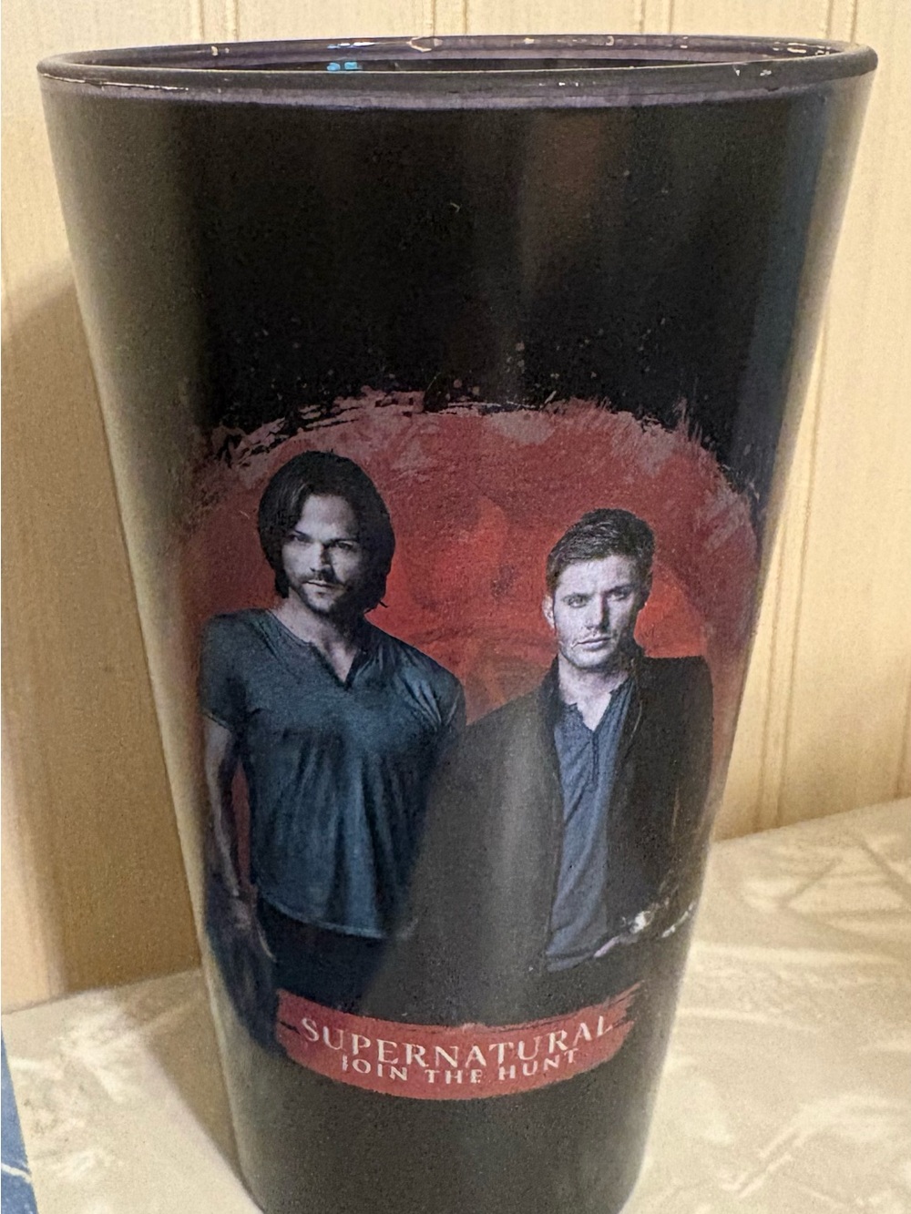 Supernatural "Join the Hunt" Sam and Dean Tall Black Collectible Pint Glass